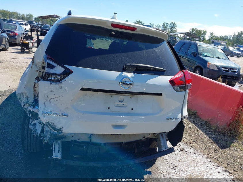 2017 NISSAN ROGUE SV - 5N1AT2MV1HC768959