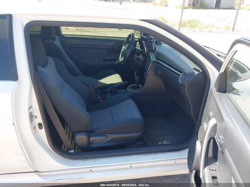 JTKJF5C7XFJ005257 2015 SCION TC photo no. 5