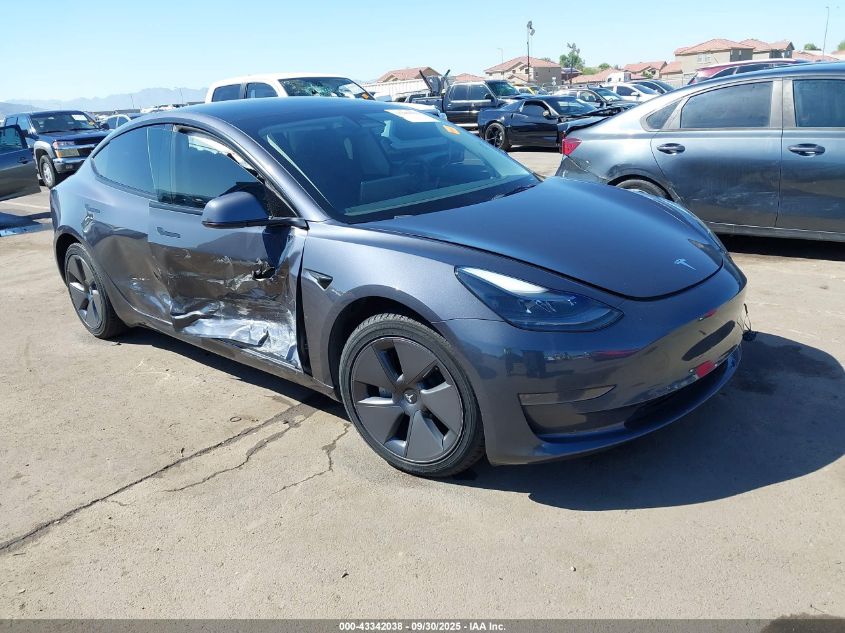 TESLA MODEL 3 REAR-WHEEL DRIVE