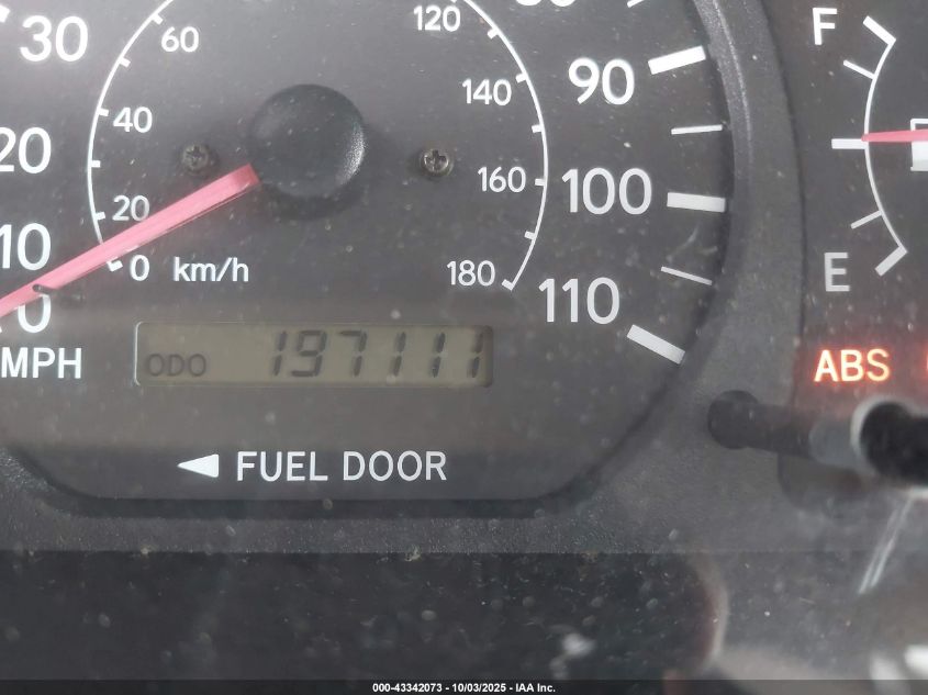 1998 Toyota Sienna Le VIN: 4T3ZF13COWU061581 Lot: 43342073