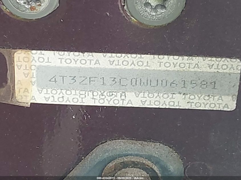 1998 Toyota Sienna Le VIN: 4T3ZF13COWU061581 Lot: 43342073