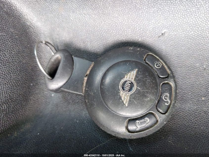 2012 Mini Cooper VIN: WMWSU3C57CT255749 Lot: 43342110