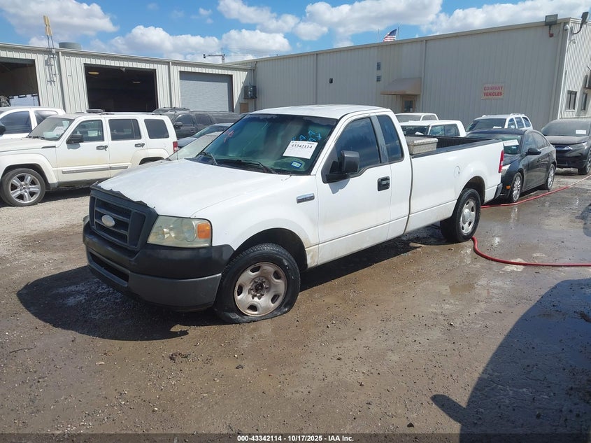 1FTRF12258KD36432 2008 FORD F-150 photo no. 2
