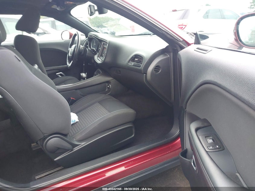 2C3CDZAG3JH294545 2018 DODGE CHALLENGER photo no. 5