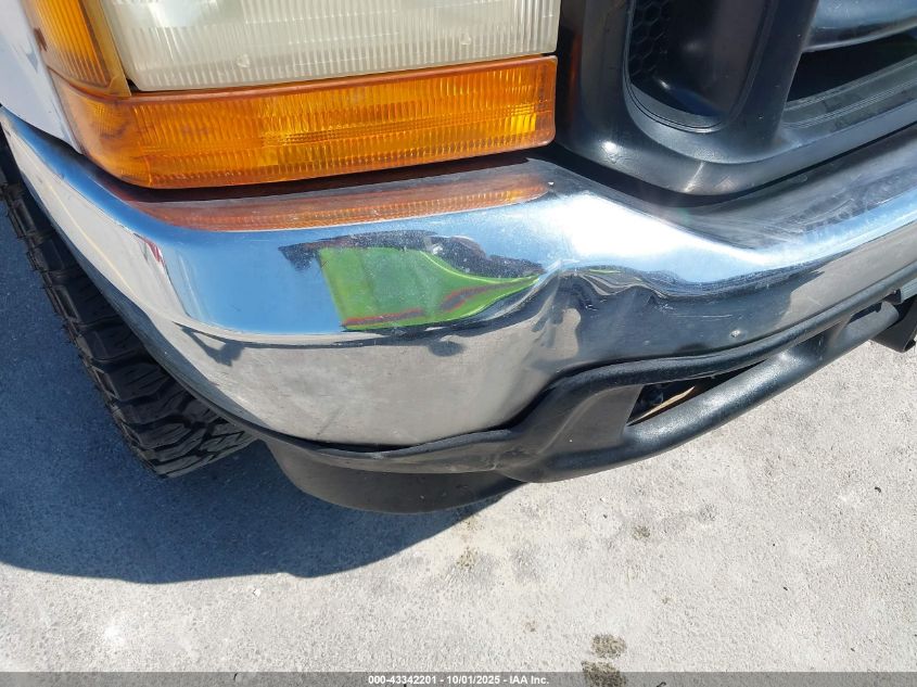 2000 Ford F-250 Lariat/Xl/Xlt VIN: 1FTNX20L9YEB62568 Lot: 43342201