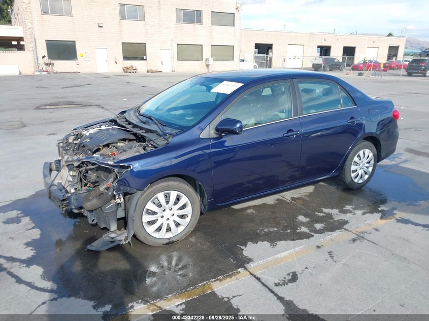 2013 TOYOTA COROLLA LE - 2T1BU4EE8DC946092