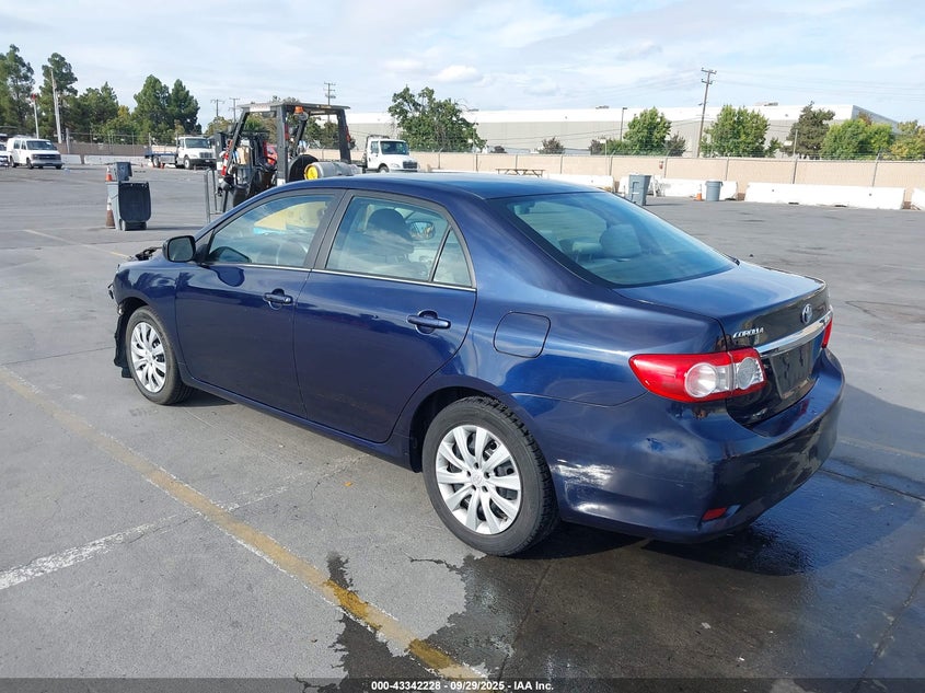 2013 TOYOTA COROLLA LE - 2T1BU4EE8DC946092