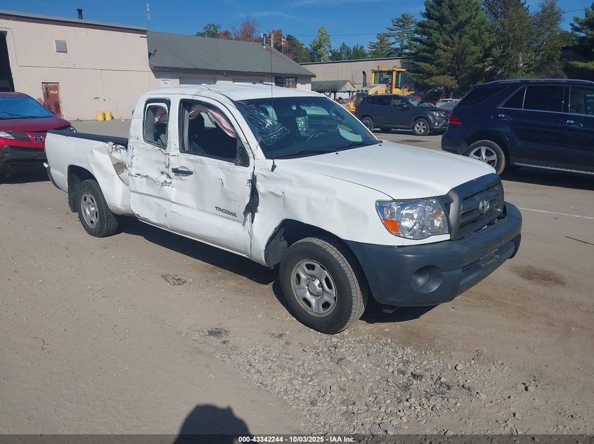 TOYOTA TACOMA