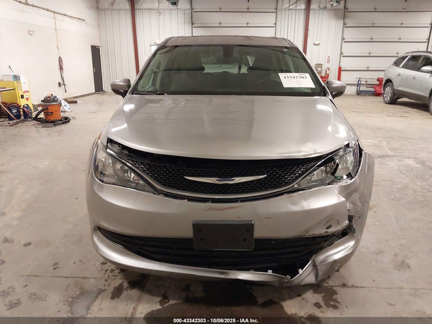 2017 Chrysler Pacifica Touring VIN: 2C4RC1DG6HR502038 Lot: 43342303