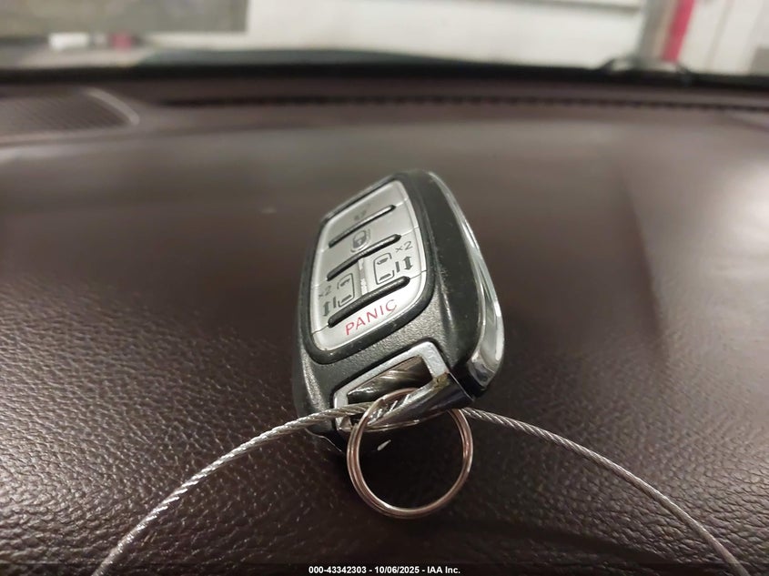 2017 Chrysler Pacifica Touring VIN: 2C4RC1DG6HR502038 Lot: 43342303