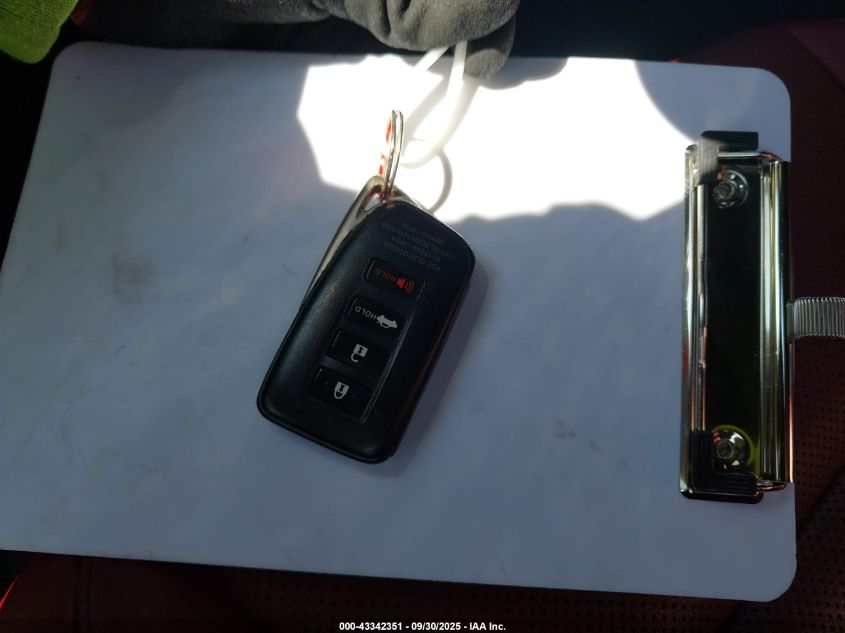 2018 Lexus Is 300 VIN: JTHBA1D24J5073074 Lot: 43342351