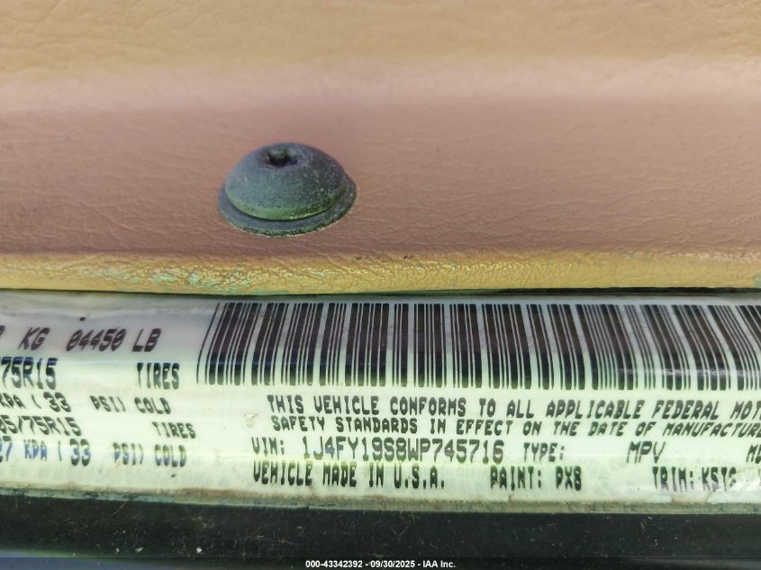 1998 Jeep Wrangler Sport VIN: 1J4FY19S8WP745716 Lot: 43342392