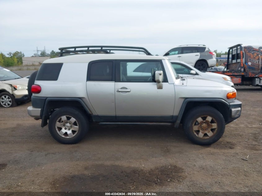 2007 Toyota Fj Cruiser VIN: JTEBU11F270005454 Lot: 43342434