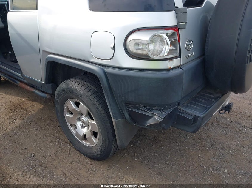 2007 Toyota Fj Cruiser VIN: JTEBU11F270005454 Lot: 43342434