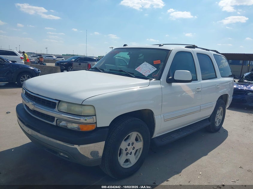 1GNEC13Z54R293755 2004 CHEVROLET TAHOE photo no. 2