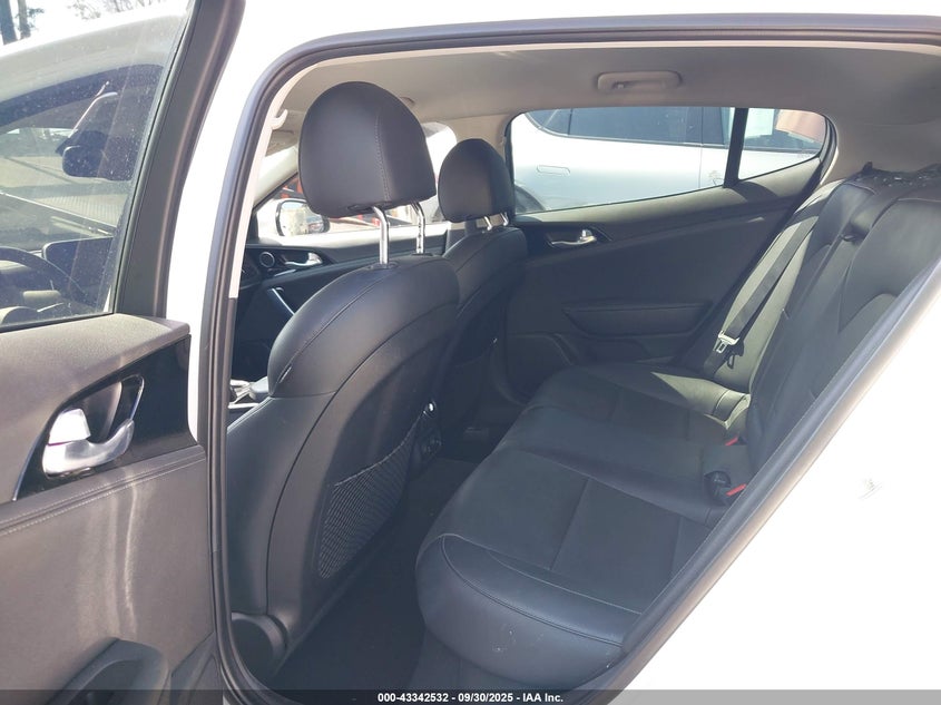 2018 KIA STINGER KNAE15LA2J6041245