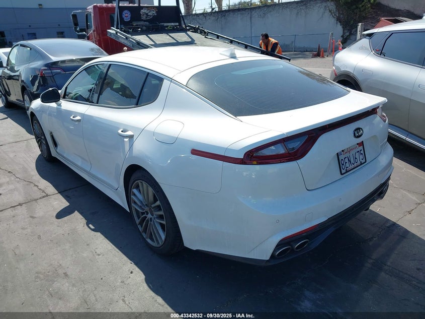 2018 KIA STINGER KNAE15LA2J6041245