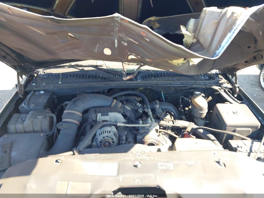 2004 GMC Sierra 2500Hd Slt VIN: 1GTHK23204F255773 Lot: 43342541