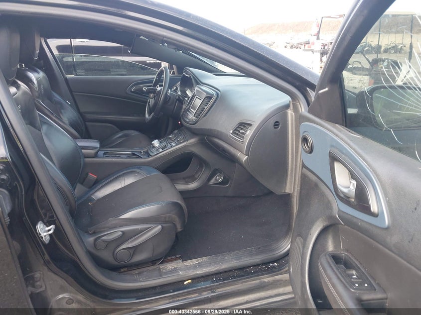 2015 CHRYSLER 200 S - 1C3CCCBB6FN619206