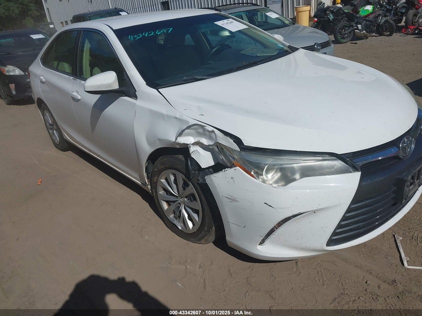 2016 TOYOTA CAMRY LE - 4T4BF1FK3GR541800