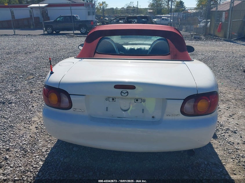 1999 Mazda Mx-5 Miata Leather Pkg/Popular Equipment Pkg/Sports Pkg/Touring Pkg VIN: JM1NB3537X0128511 Lot: 43342673
