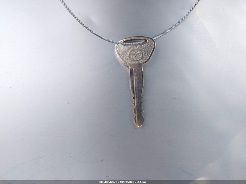 1999 Mazda Mx-5 Miata Leather Pkg/Popular Equipment Pkg/Sports Pkg/Touring Pkg VIN: JM1NB3537X0128511 Lot: 43342673