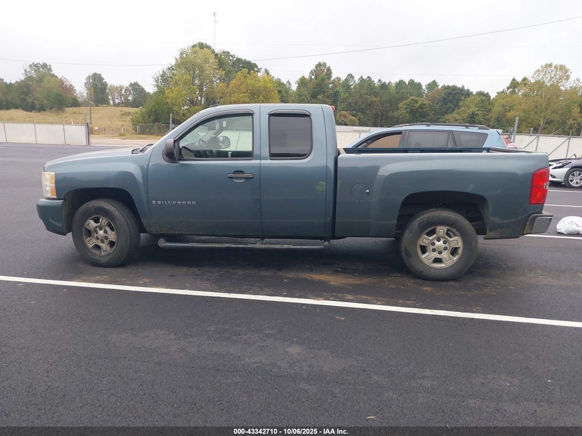 2007 Chevrolet Silverado 1500 Lt1 VIN: 1GCEC19J67Z520398 Lot: 43342710