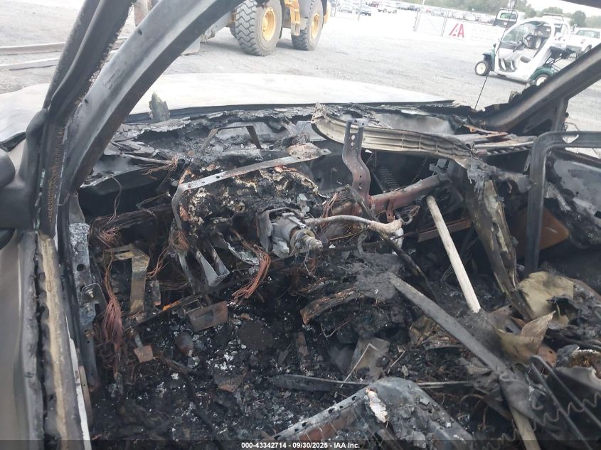 2005 Chevrolet Tahoe Z71 VIN: 1GNEK13T35R130389 Lot: 43342714