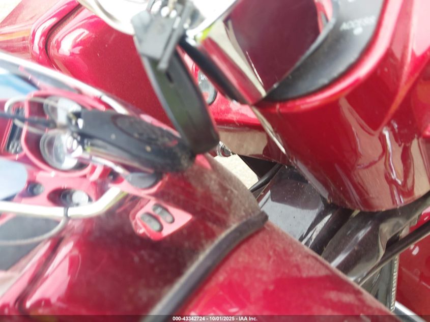 2013 Harley-Davidson Fltru Road Glide Ultra VIN: 1HD1KGM11DB616549 Lot: 43342724