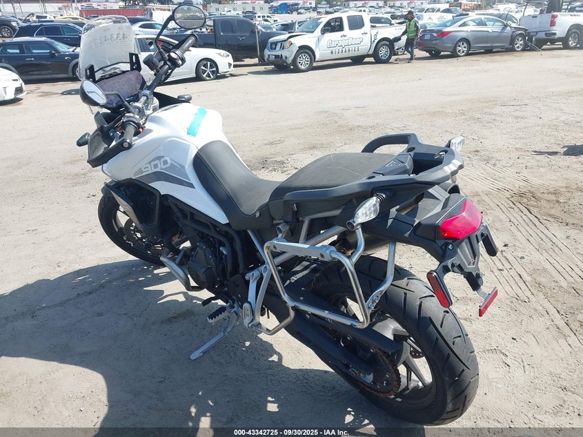 VIN: SMTE65DF7NTAH9060 2022 TRIUMPH MOTORCYCLE TIGER 900 GT (LRH)