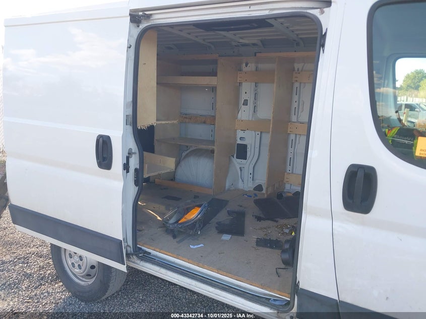 2021 Ram Promaster 1500 Low Roof 118 Wb VIN: 3C6LRVNG4ME553602 Lot: 43342734