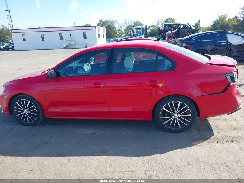 2016 VOLKSWAGEN JETTA 1.8T SPORT - 3VWD17AJ2GM295749