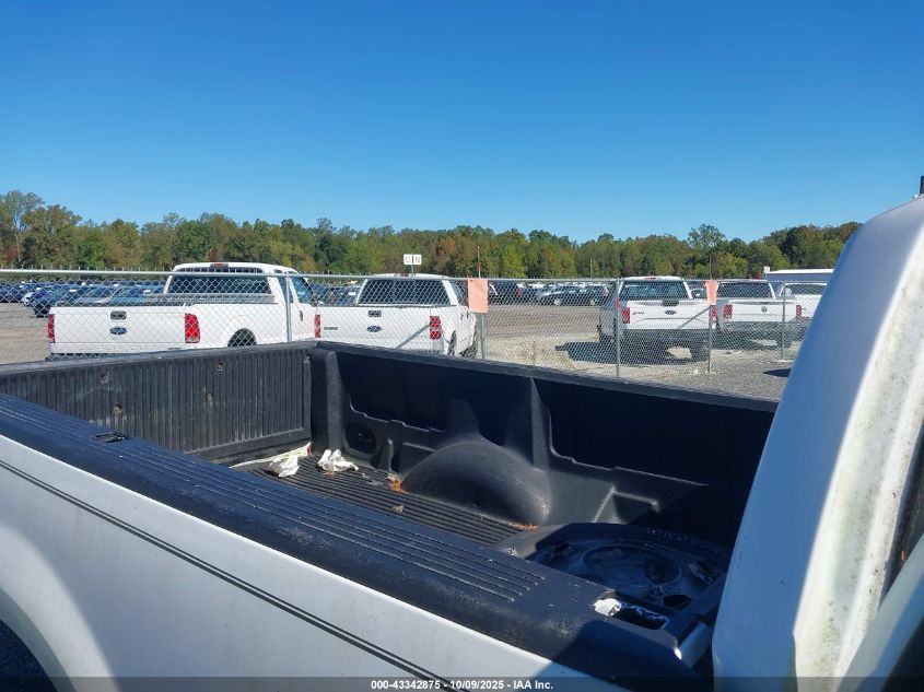 2004 Ford F-150 Stx/Xl/Xlt VIN: 1FTRF14WX4NC52342 Lot: 43342875