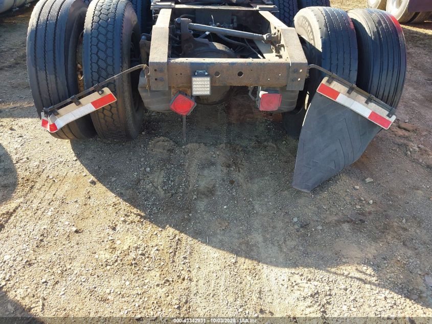 2004 International 9400 9400I VIN: 2HSCNAPR04C026287 Lot: 43342931