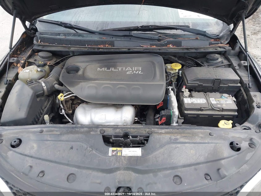 2015 Chrysler 200 Limited VIN: 1C3CCCAB3FN730927 Lot: 43343021