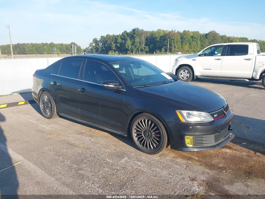 VOLKSWAGEN JETTA GLI AUTOBAHN W/NAV