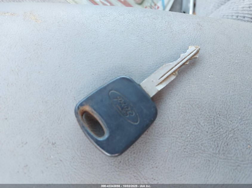 2000 Ford Explorer Xls VIN: 1FMZU62X6YUB28316 Lot: 43343056