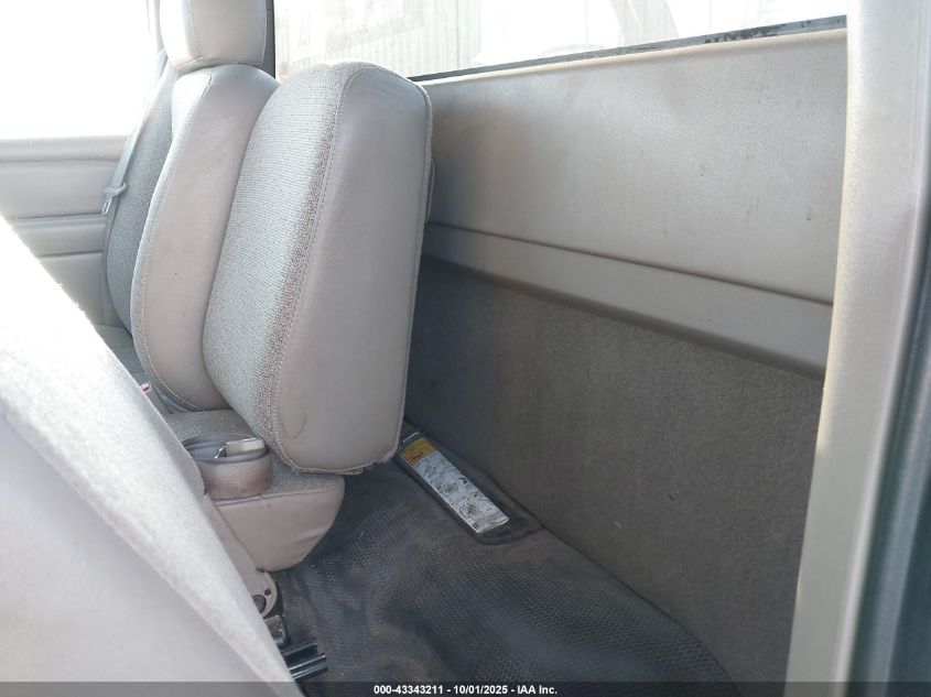 2004 Chevrolet Silverado 1500 Work Truck VIN: 1GCEC14X94V201897 Lot: 43343211