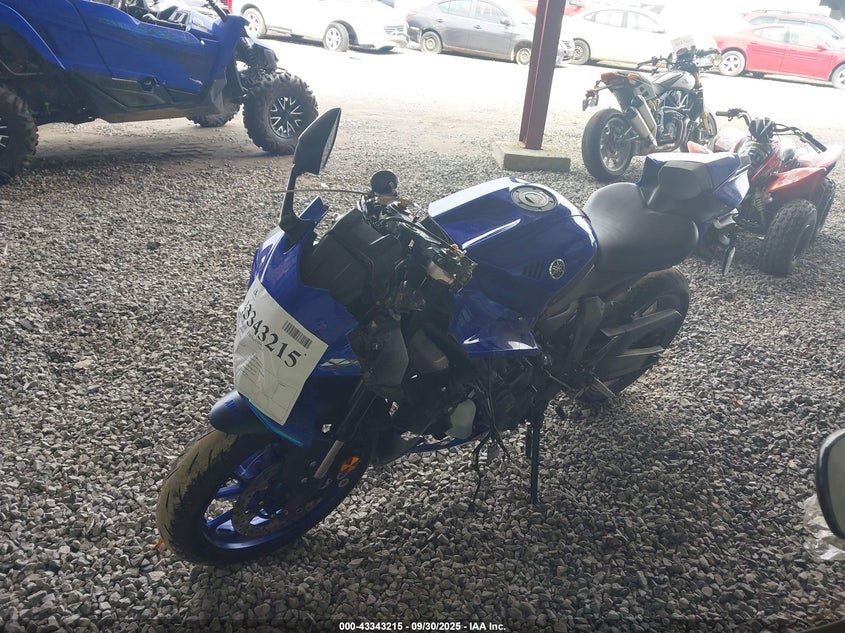 JYARM38E5NA003695 2022 YAMAHA YZF photo no. 2