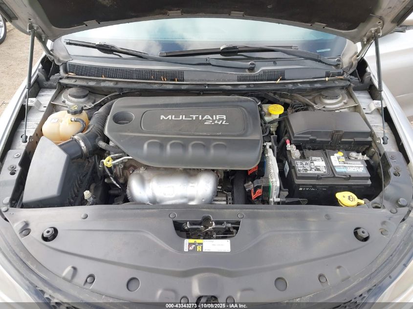 2015 Chrysler 200 S VIN: 1C3CCCBBXFN660857 Lot: 43343273