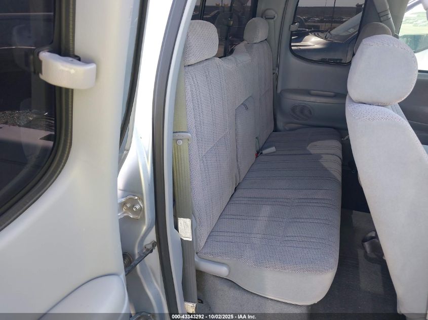 2000 Toyota Tundra Sr5 VIN: 5TBRN3413YS105579 Lot: 43343292