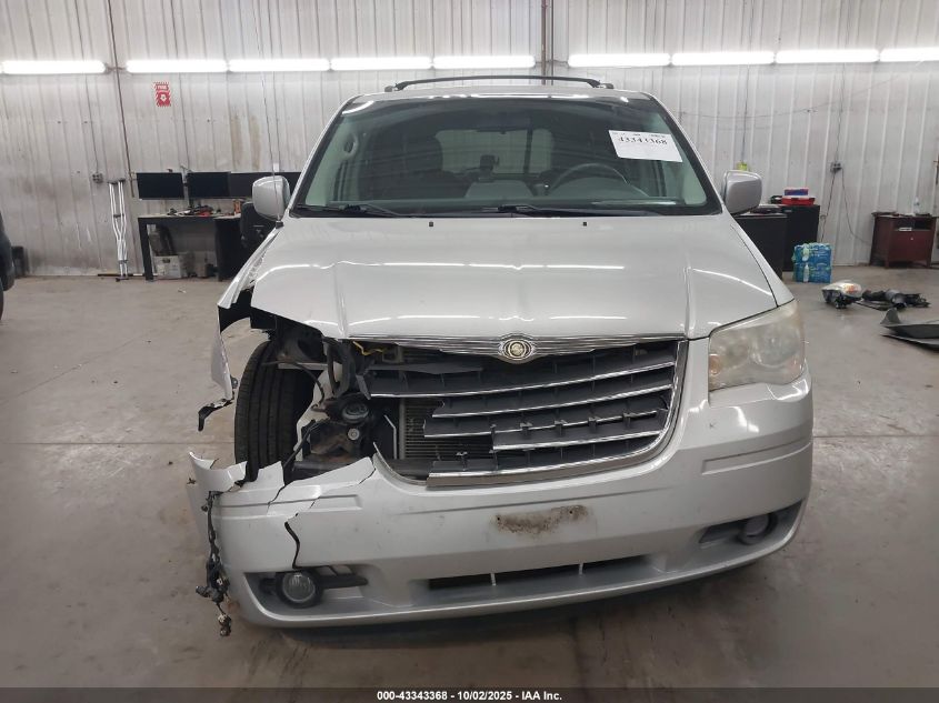 2008 Chrysler Town & Country Touring VIN: 2A8HR54P18R621688 Lot: 43343368