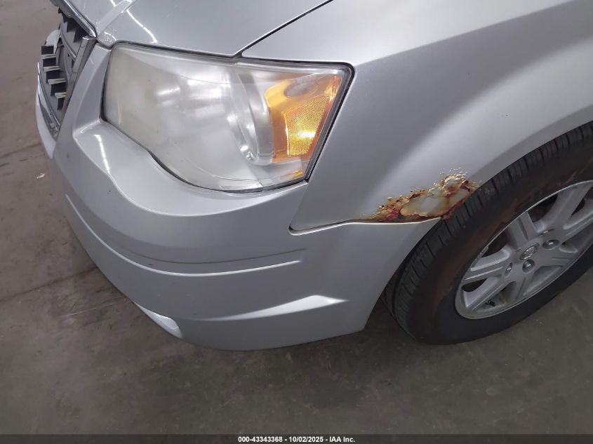 2008 Chrysler Town & Country Touring VIN: 2A8HR54P18R621688 Lot: 43343368