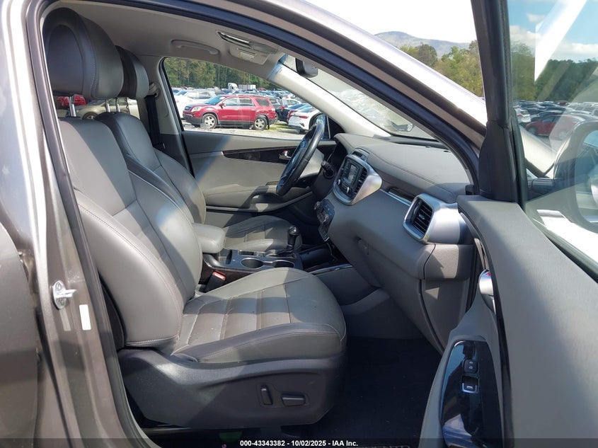 2016 KIA SORENTO 2.0T EX - 5XYPHDA11GG035205