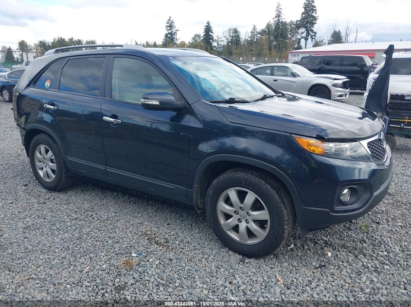 2013 KIA SORENTO LX - 5XYKT3A60DG382549