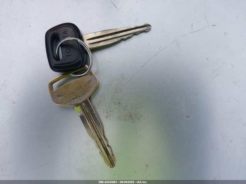 2000 Toyota Echo VIN: JTDAT1236Y5014251 Lot: 43343581