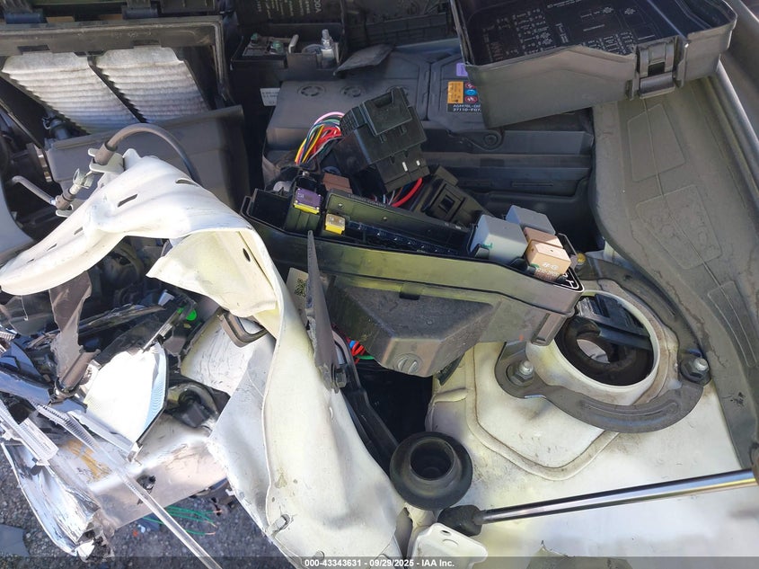 2025 Kia K5 Lxs VIN: KNAG24J76S5275919 Lot: 43343631