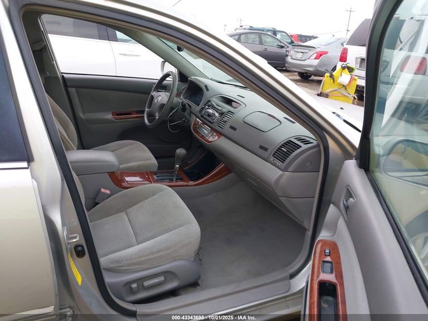 4T1BE30K93U756948 2003 TOYOTA CAMRY photo no. 5