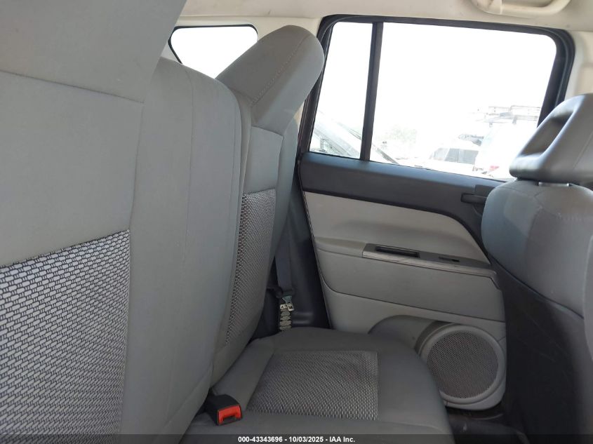 2007 Jeep Compass Sport VIN: 1J8FF47W27D279229 Lot: 43343696