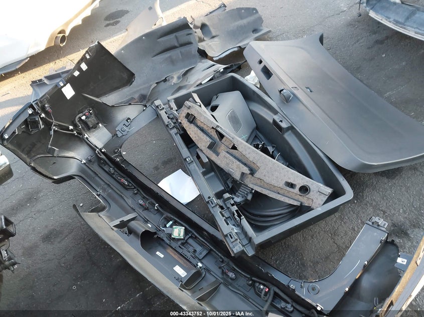 2025 CHEVROLET TRAVERSE FWD RS - 1GNERLRS1SJ282512